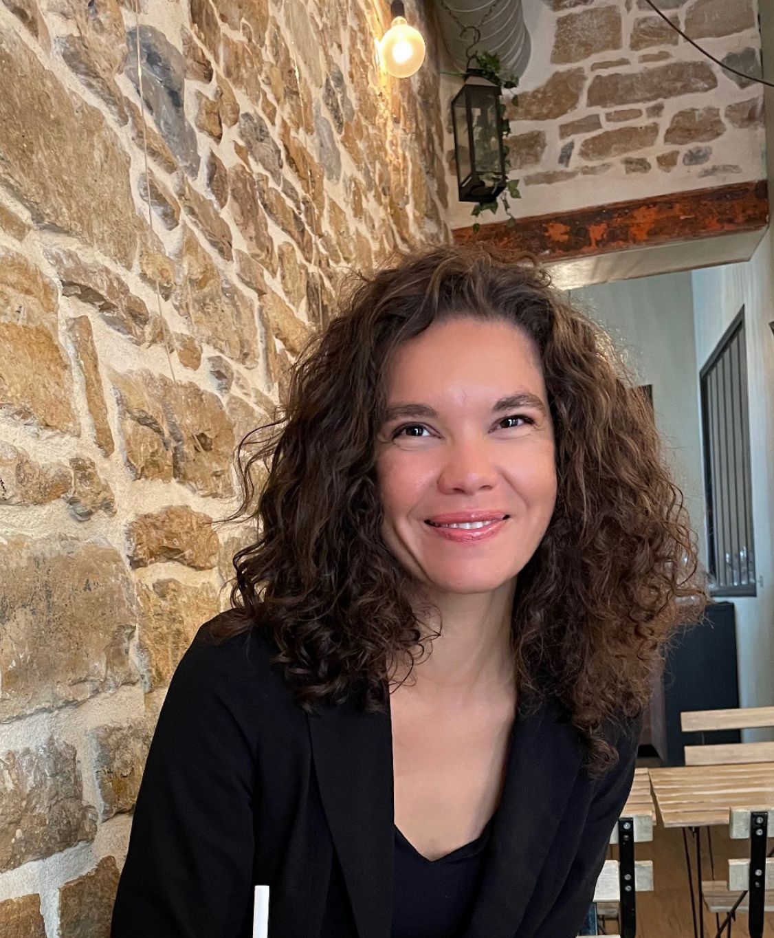 melissa-tellaa-therapeute-transgenerationnel-lyon